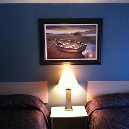 The Walla Walla Inn Rainy River Ngoại thất bức ảnh